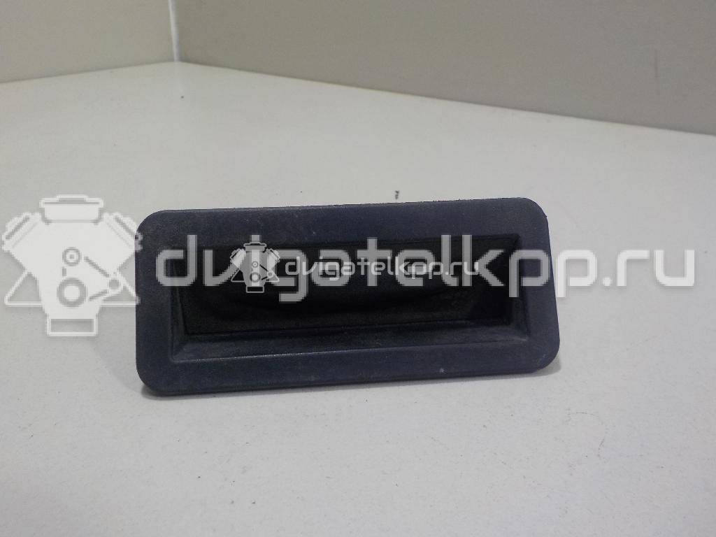 Фото Кнопка открывания багажника  1857333 для Ford Fiesta / Focus / C-Max / Galaxy / Kuga {forloop.counter}}