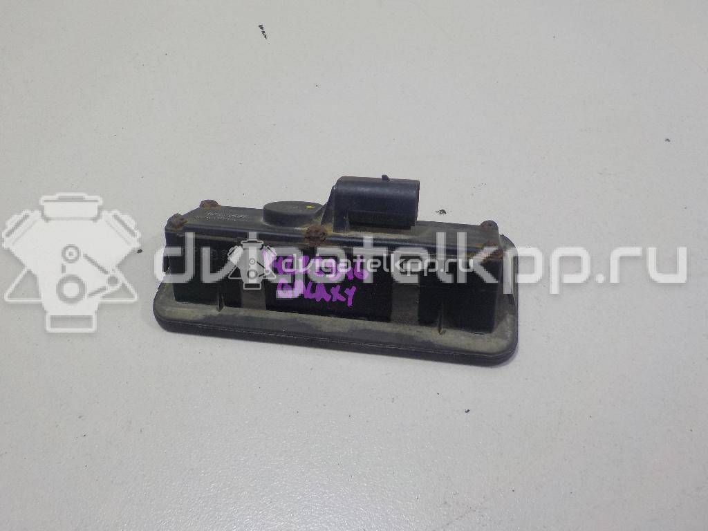 Фото Кнопка открывания багажника  1857333 для Ford Fiesta / Focus / C-Max / Galaxy / Kuga {forloop.counter}}