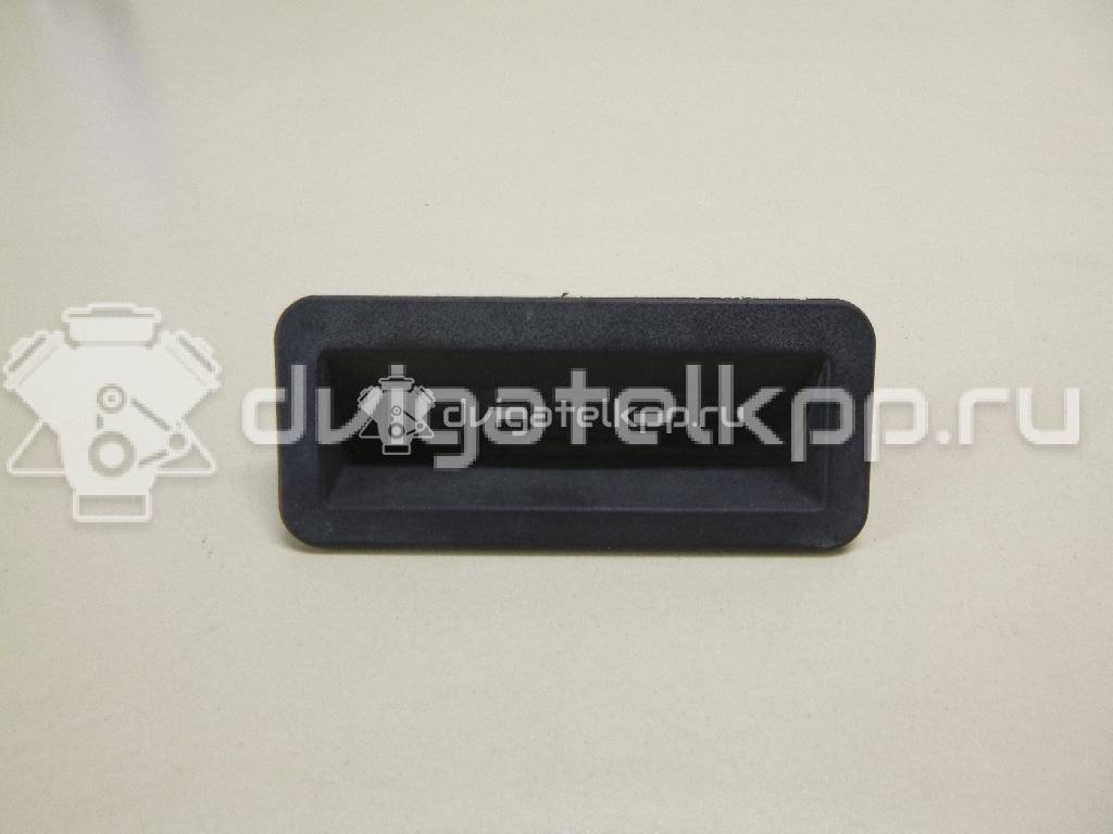 Фото Кнопка открывания багажника  2000697 для ford C-MAX {forloop.counter}}