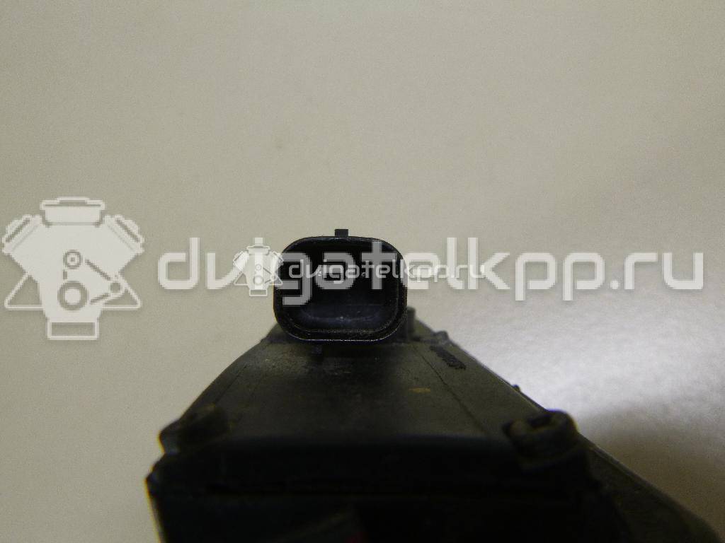 Фото Кнопка открывания багажника  2000697 для ford C-MAX {forloop.counter}}