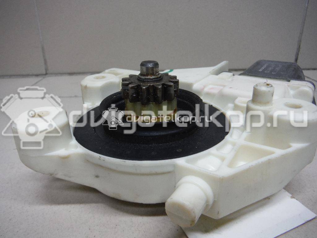 Фото Моторчик стеклоподъемника  1347884 для Ford Focus / Kuga {forloop.counter}}