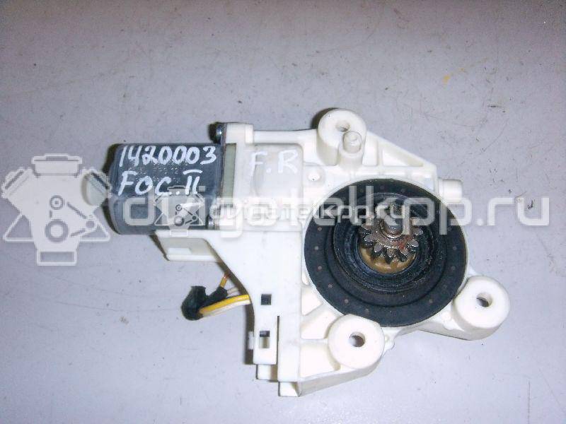 Фото Моторчик стеклоподъемника  1347884 для Ford Focus / Kuga {forloop.counter}}