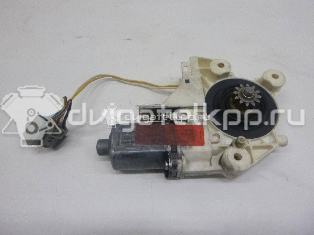 Фото Моторчик стеклоподъемника  1347884 для Ford Focus / Kuga {forloop.counter}}