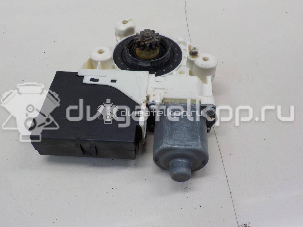 Фото Моторчик стеклоподъемника  1347885 для Ford Focus / Kuga {forloop.counter}}