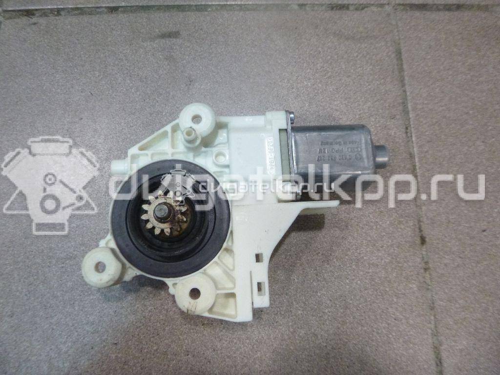 Фото Моторчик стеклоподъемника  1347885 для Ford Focus / Kuga {forloop.counter}}