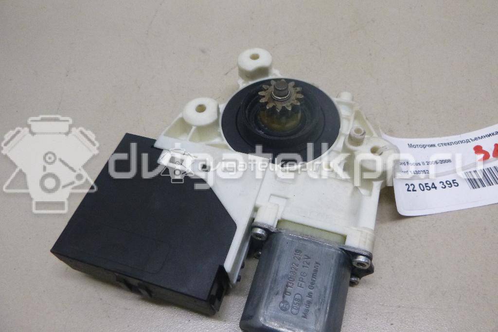 Фото Моторчик стеклоподъемника  1430352 для Ford Focus / Kuga {forloop.counter}}