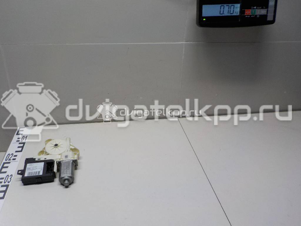 Фото Моторчик стеклоподъемника  1430372 для Ford Focus {forloop.counter}}