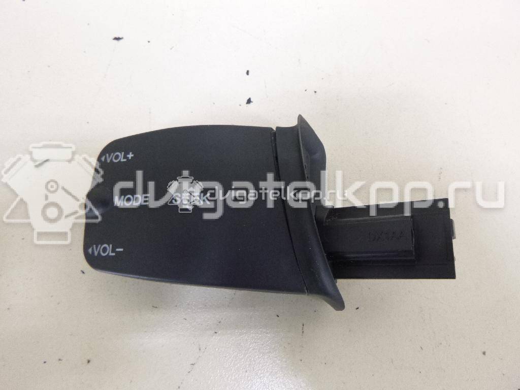 Фото Переключатель подрулевой управления магнитолой  1318961 для Ford Focus / Kuga / Transit / C-Max {forloop.counter}}