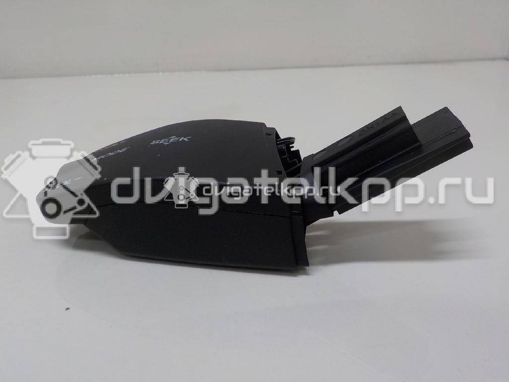 Фото Переключатель подрулевой управления магнитолой  1318961 для Ford Focus / Kuga / Transit / C-Max {forloop.counter}}