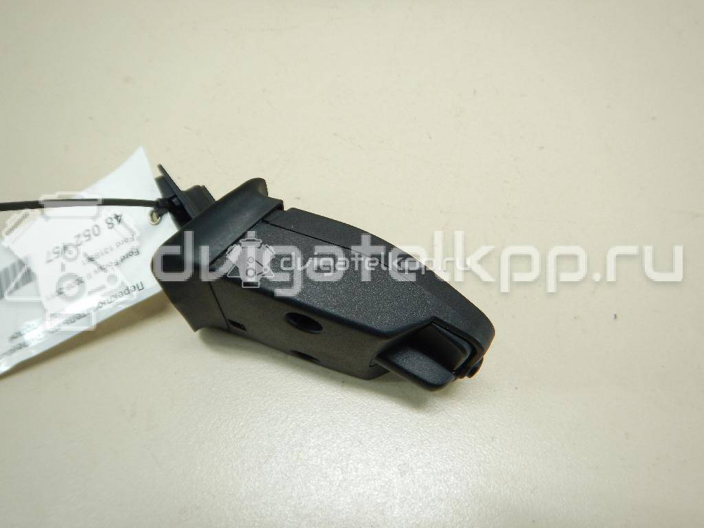Фото Переключатель подрулевой управления магнитолой  1318961 для Ford Focus / Kuga / Transit / C-Max {forloop.counter}}