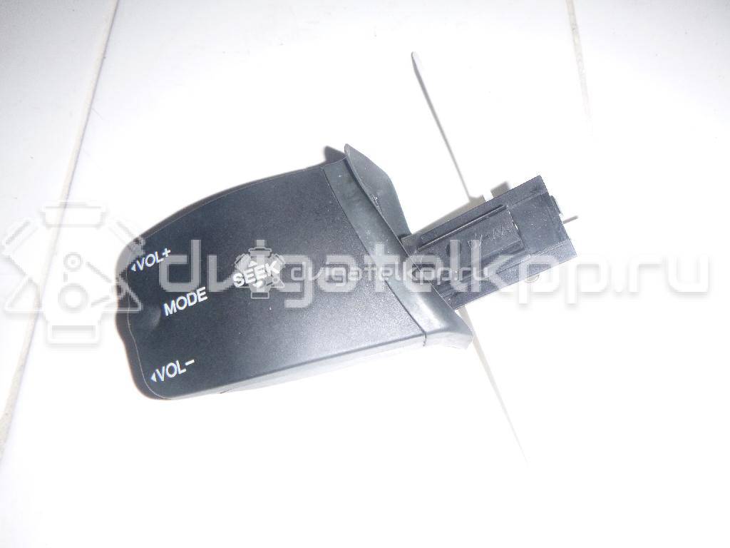 Фото Переключатель подрулевой управления магнитолой  1318961 для Ford Focus / Kuga / Transit / C-Max {forloop.counter}}