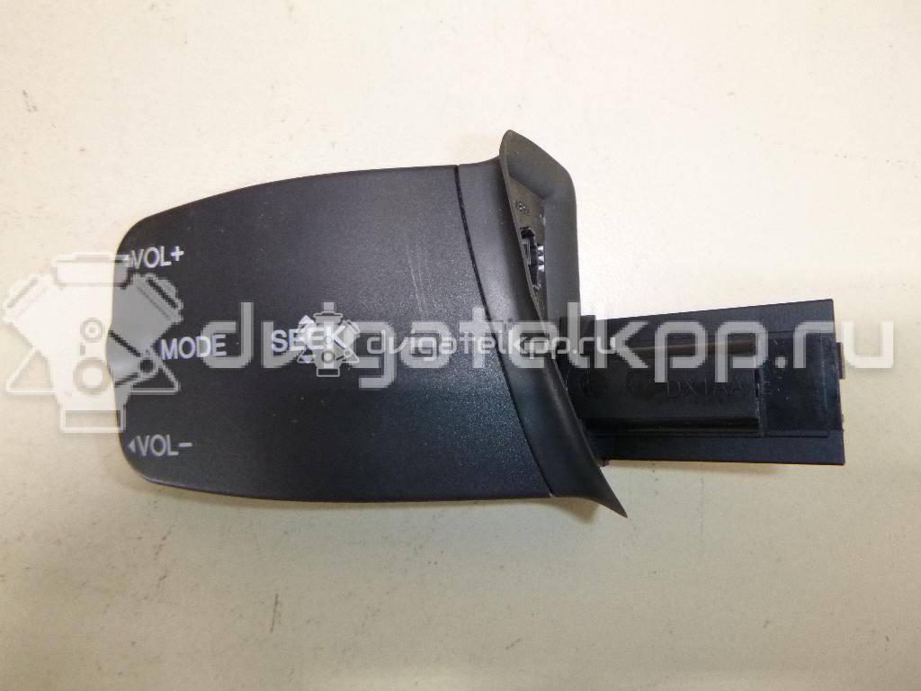 Фото Переключатель подрулевой управления магнитолой  1318961 для Ford Focus / Kuga / Transit / C-Max {forloop.counter}}