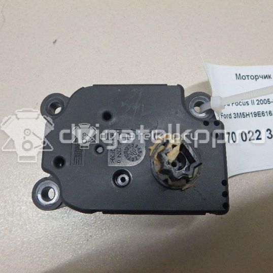 Фото Моторчик заслонки отопителя  3m5h19e616aa для Ford Focus / Tourneo / C-Max / Galaxy / Kuga