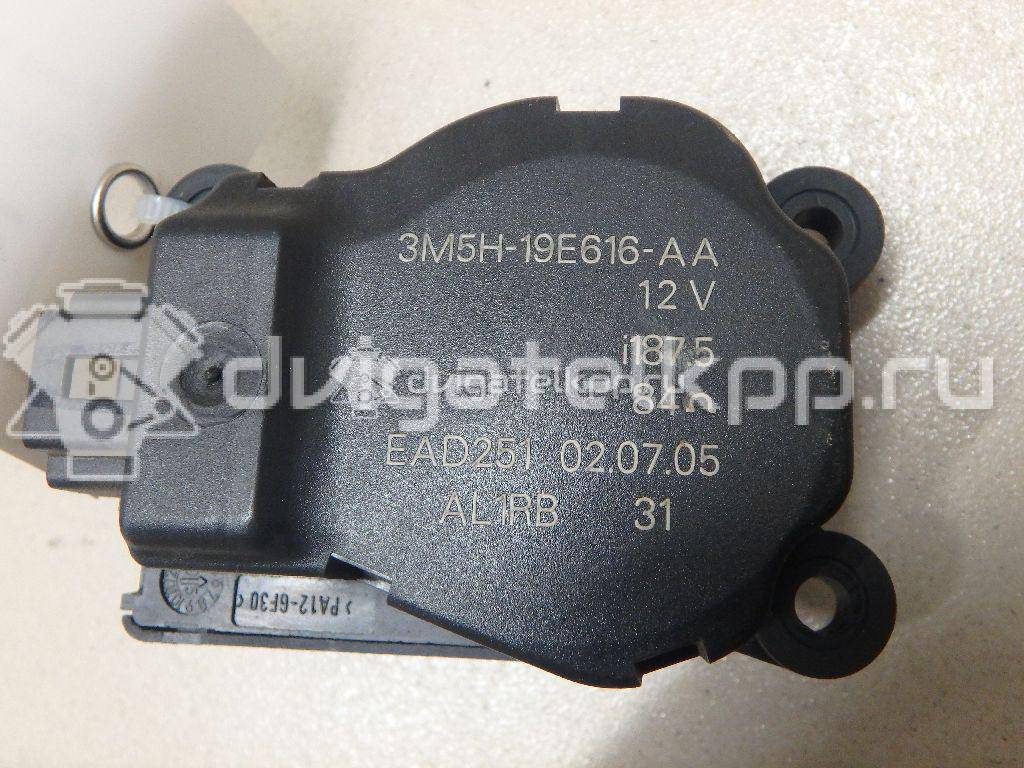 Фото Моторчик заслонки отопителя  3m5h19e616aa для Ford Focus / Tourneo / C-Max / Galaxy / Kuga {forloop.counter}}