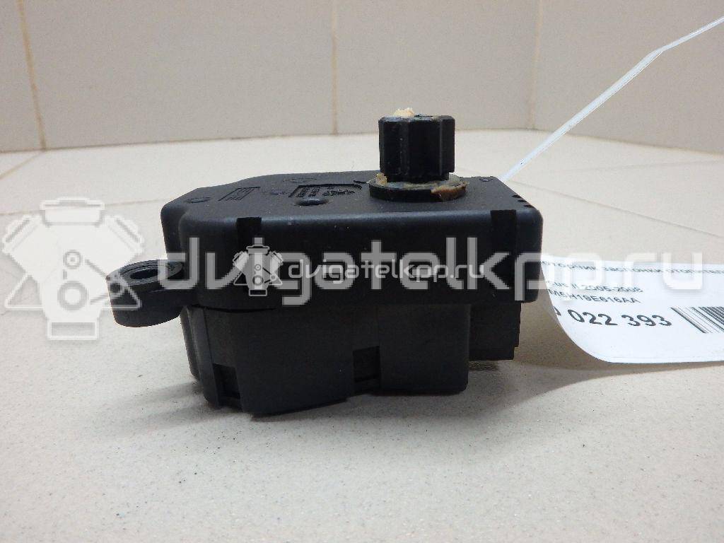 Фото Моторчик заслонки отопителя  3m5h19e616aa для Ford Focus / Tourneo / C-Max / Galaxy / Kuga {forloop.counter}}