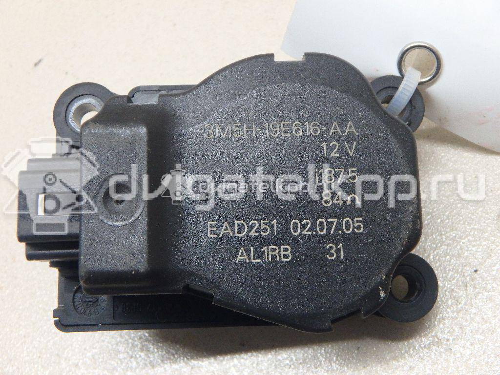 Фото Моторчик заслонки отопителя  3m5h19e616aa для Ford Focus / Tourneo / C-Max / Galaxy / Kuga {forloop.counter}}