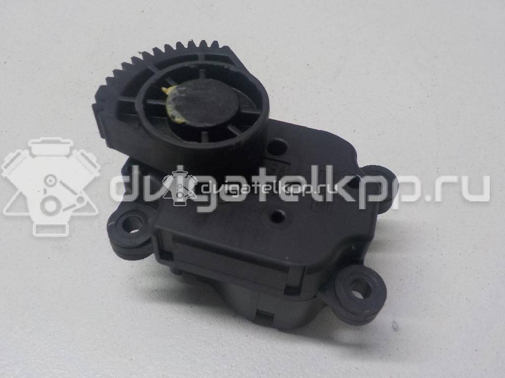 Фото Моторчик заслонки отопителя  3M5H19E616AA для Ford Focus / Tourneo / C-Max / Galaxy / Kuga {forloop.counter}}