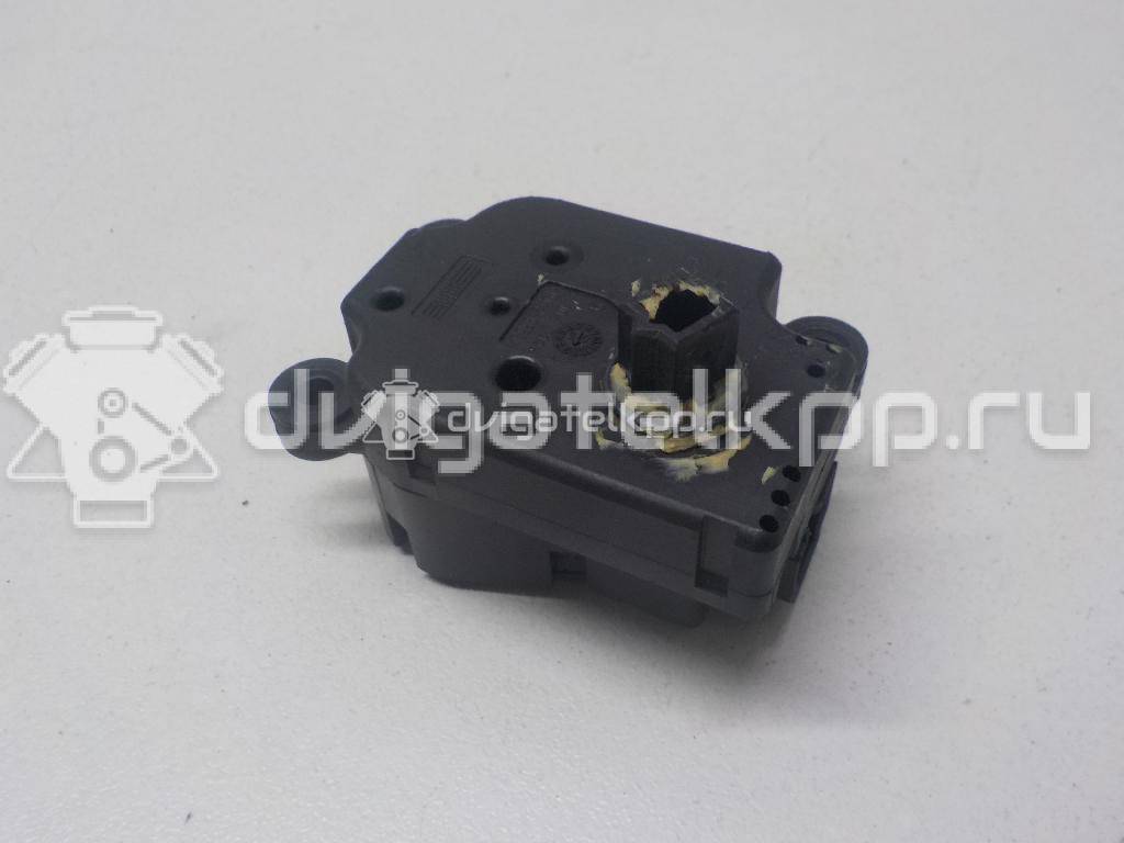 Фото Моторчик заслонки отопителя  3M5H19E616AA для Ford Focus / Tourneo / C-Max / Galaxy / Kuga {forloop.counter}}