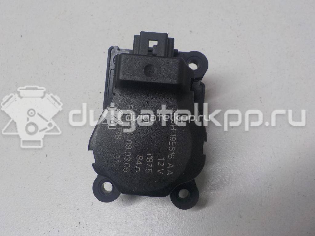 Фото Моторчик заслонки отопителя  3M5H19E616AA для Ford Focus / Tourneo / C-Max / Galaxy / Kuga {forloop.counter}}