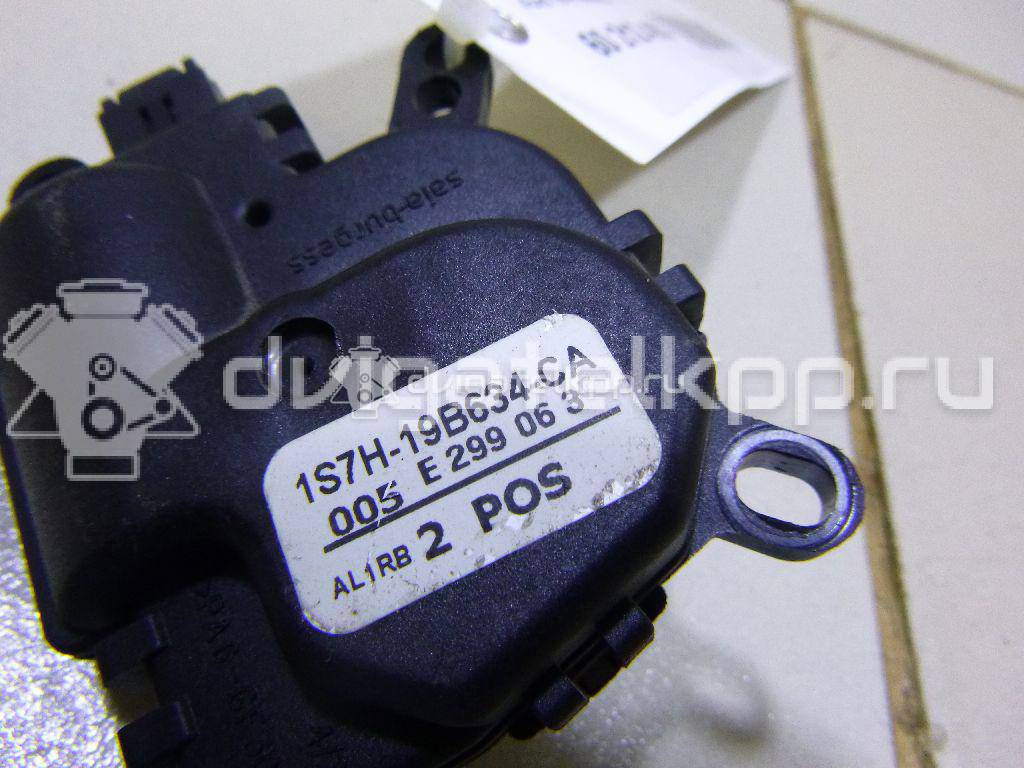Фото Моторчик заслонки отопителя  1S7H19B634CA для Ford Focus / Tourneo / C-Max / Galaxy / Kuga {forloop.counter}}