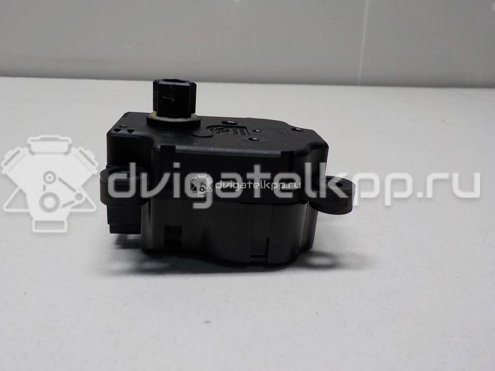 Фото Моторчик заслонки отопителя  3m5h19e616ab для Ford Focus / Tourneo / C-Max / Galaxy / Kuga {forloop.counter}}