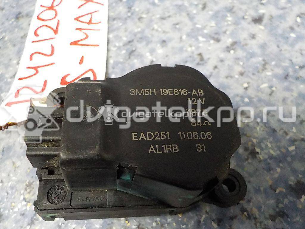 Фото Моторчик заслонки отопителя  3m5h19e616ab для Ford Focus / Tourneo / C-Max / Galaxy / Kuga {forloop.counter}}