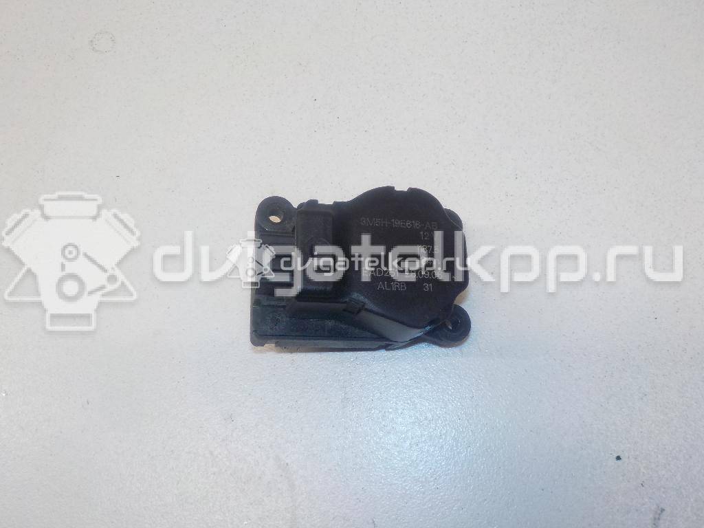 Фото Моторчик заслонки отопителя  3M5H19E616AB для Ford Focus / Tourneo / C-Max / Galaxy / Kuga {forloop.counter}}