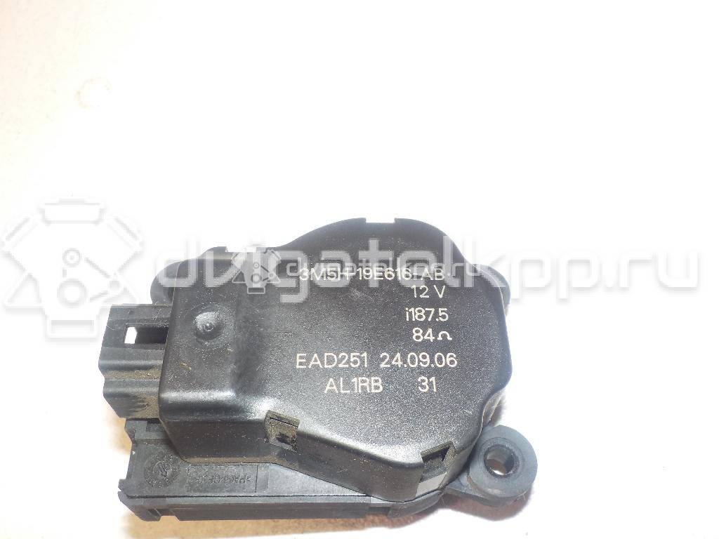 Фото Моторчик заслонки отопителя  3M5H19E616AB для Ford Focus / Tourneo / C-Max / Galaxy / Kuga {forloop.counter}}