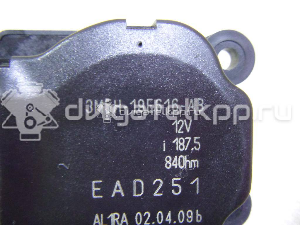 Фото Моторчик заслонки отопителя  3m5h19e616ab для Ford Focus / Tourneo / C-Max / Galaxy / Kuga {forloop.counter}}