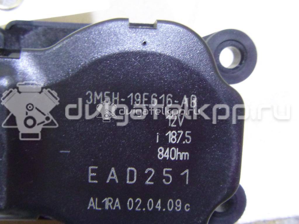 Фото Моторчик заслонки отопителя  3m5h19e616ab для Ford Focus / Tourneo / C-Max / Galaxy / Kuga {forloop.counter}}