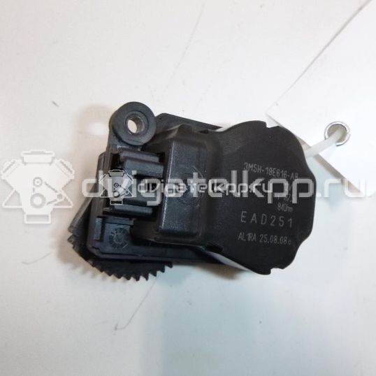 Фото Моторчик заслонки отопителя  3M5H19E616AB для Ford Focus / Tourneo / C-Max / Galaxy / Kuga