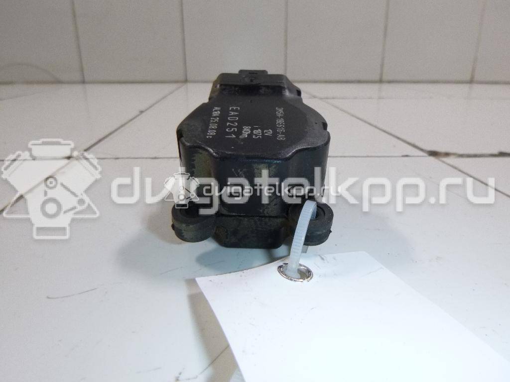 Фото Моторчик заслонки отопителя  3M5H19E616AB для Ford Focus / Tourneo / C-Max / Galaxy / Kuga {forloop.counter}}