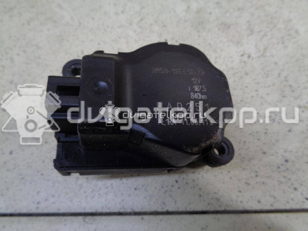 Фото Моторчик заслонки отопителя  3M5H19E616AB для Ford Focus / Tourneo / C-Max / Galaxy / Kuga {forloop.counter}}