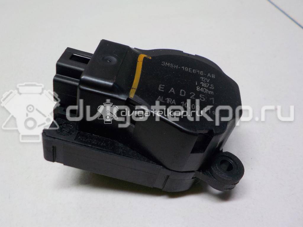 Фото Моторчик заслонки отопителя  3m5h19e616ab для Ford Focus / Tourneo / C-Max / Galaxy / Kuga {forloop.counter}}