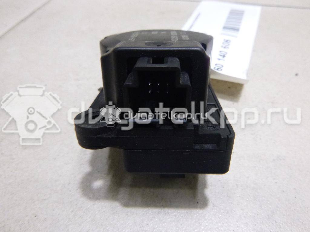 Фото Моторчик заслонки отопителя  3m5h19e616ab для Ford Focus / Tourneo / C-Max / Galaxy / Kuga {forloop.counter}}