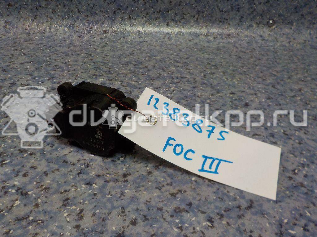 Фото Моторчик заслонки отопителя  3M5H19E616AB для Ford Focus / Tourneo / C-Max / Galaxy / Kuga {forloop.counter}}