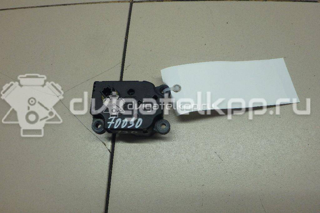 Фото Моторчик заслонки отопителя  3m5h19e616ab для Ford Focus / Tourneo / C-Max / Galaxy / Kuga {forloop.counter}}