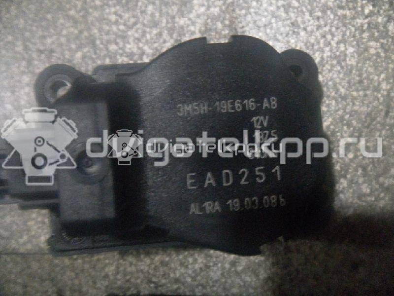 Фото Моторчик заслонки отопителя  3m5h19e616ab для Ford Focus / Tourneo / C-Max / Galaxy / Kuga {forloop.counter}}
