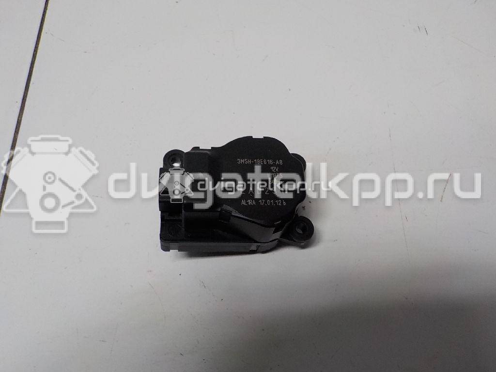 Фото Моторчик заслонки отопителя  3m5h19e616ab для Ford Focus / Tourneo / C-Max / Galaxy / Kuga {forloop.counter}}
