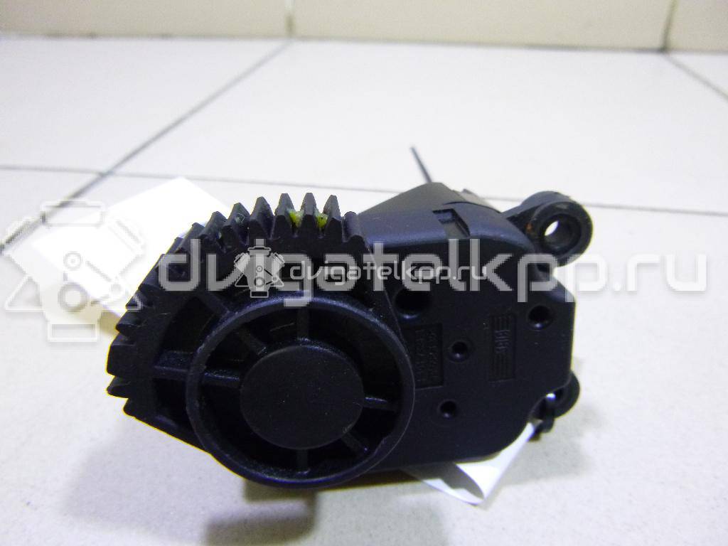Фото Моторчик заслонки отопителя  3m5h19e616ab для Ford Focus / Tourneo / C-Max / Galaxy / Kuga {forloop.counter}}