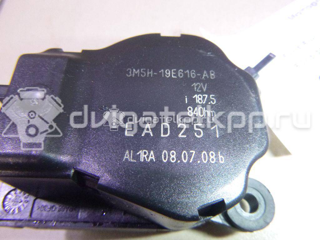 Фото Моторчик заслонки отопителя  3m5h19e616ab для Ford Focus / Tourneo / C-Max / Galaxy / Kuga {forloop.counter}}