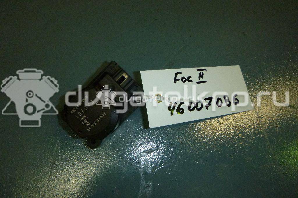 Фото Моторчик заслонки отопителя  3m5h19e616ab для Ford Focus / Tourneo / C-Max / Galaxy / Kuga {forloop.counter}}