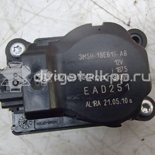 Фото Моторчик заслонки отопителя  3M5H19E616AB для Ford Focus / Tourneo / C-Max / Galaxy / Kuga