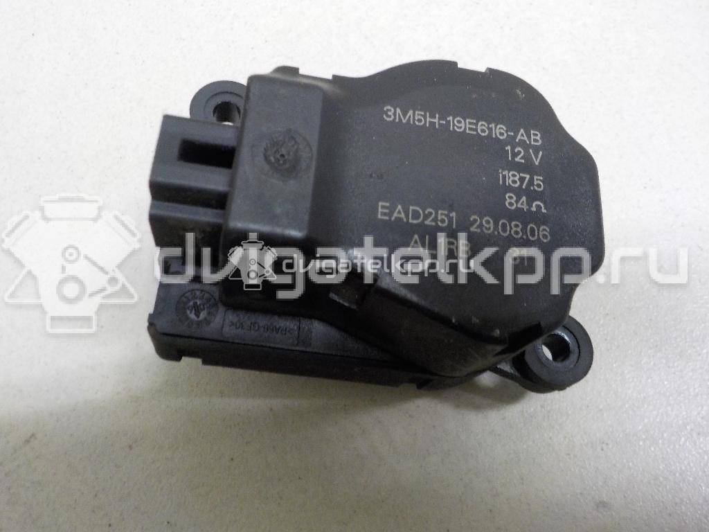 Фото Моторчик заслонки отопителя  3M5H19E616AB для Ford Focus / Tourneo / C-Max / Galaxy / Kuga {forloop.counter}}