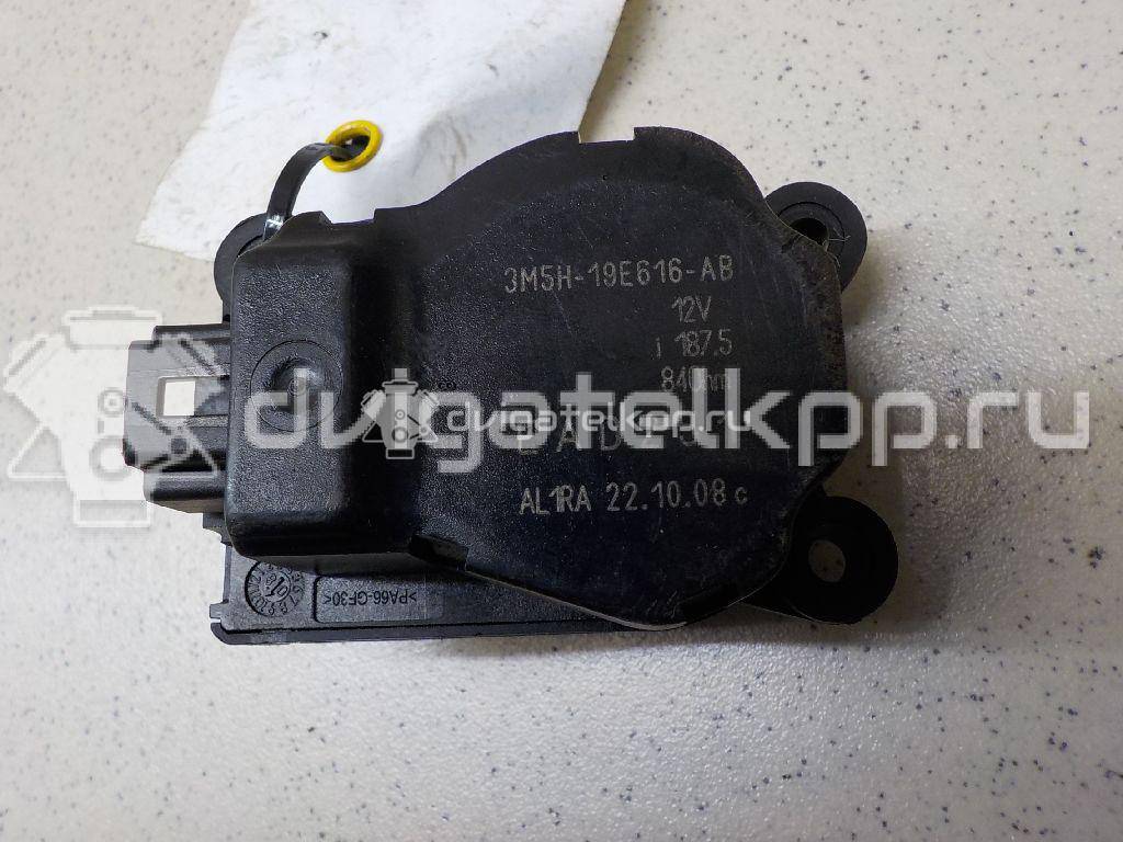 Фото Моторчик заслонки отопителя  3m5h19e616ab для Ford Focus / Tourneo / C-Max / Galaxy / Kuga {forloop.counter}}