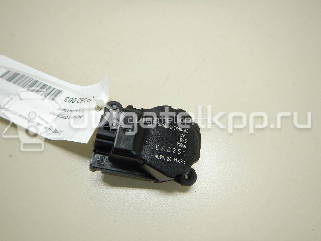 Фото Моторчик заслонки отопителя  3M5H19E616AB для Ford Focus / Tourneo / C-Max / Galaxy / Kuga {forloop.counter}}