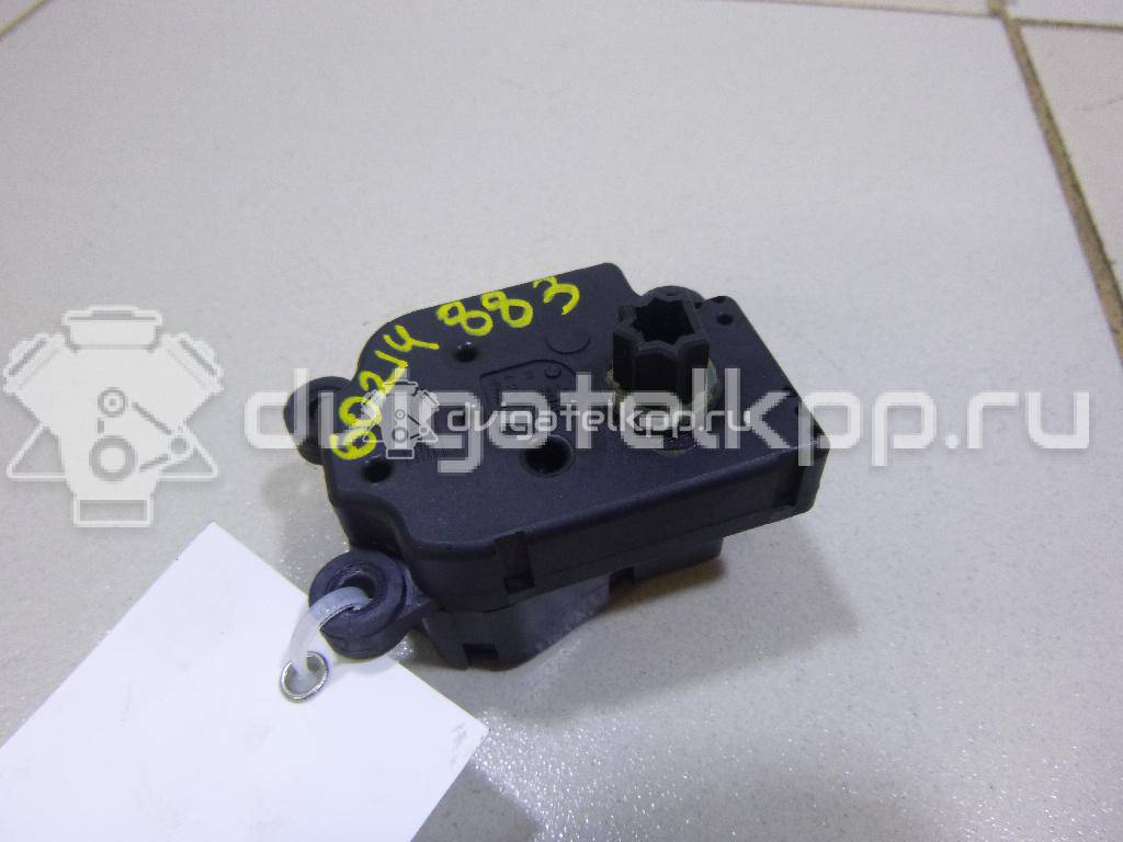 Фото Моторчик заслонки отопителя  3m5h19e616ab для Ford Focus / Tourneo / C-Max / Galaxy / Kuga {forloop.counter}}