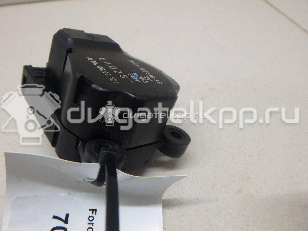 Фото Моторчик заслонки отопителя  3m5h19e616ab для Ford Focus / Tourneo / C-Max / Galaxy / Kuga {forloop.counter}}