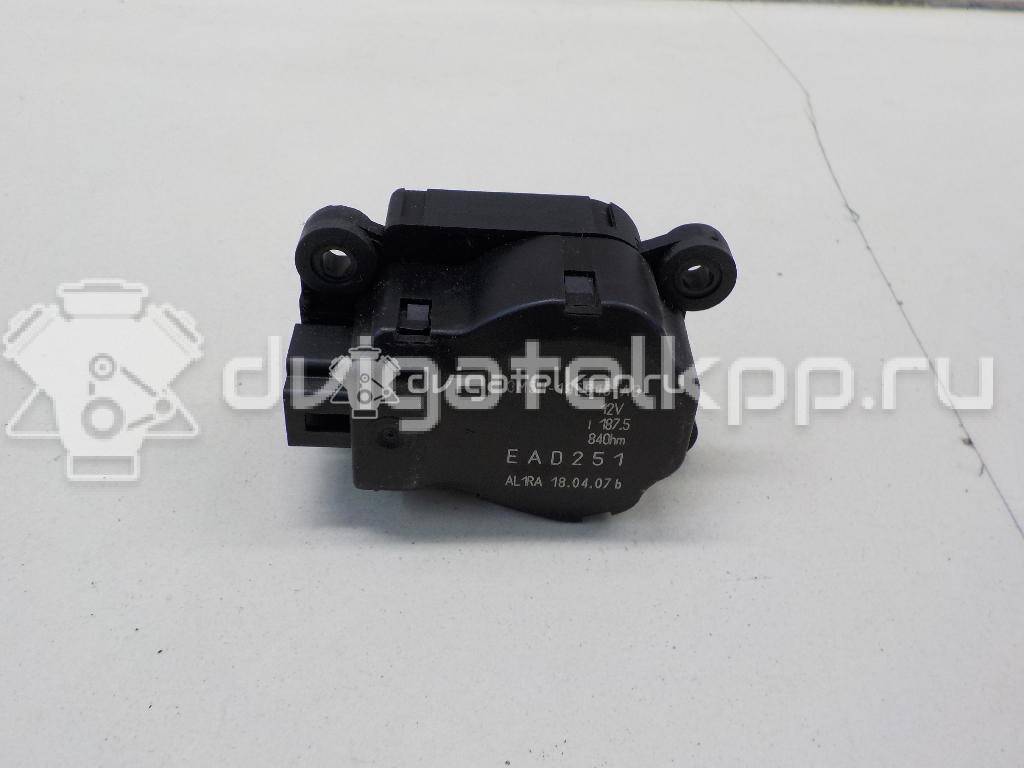 Фото Моторчик заслонки отопителя  1440917 для Ford Focus / Tourneo / C-Max / Galaxy / Kuga {forloop.counter}}