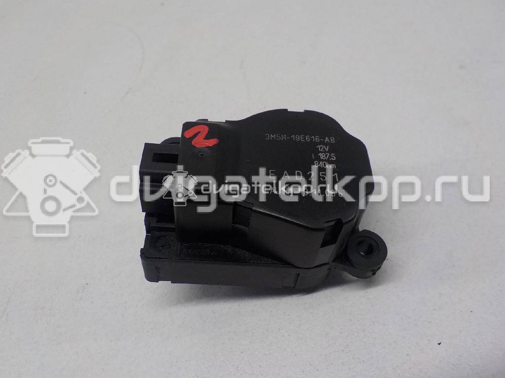 Фото Моторчик заслонки отопителя  3M5H19E616AB для Ford Focus / Tourneo / C-Max / Galaxy / Kuga {forloop.counter}}